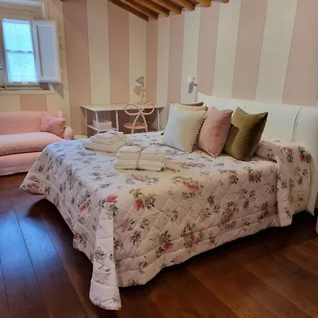 Villa Antica Limonaia Ristrutturata Vicino Al Centro Lucca